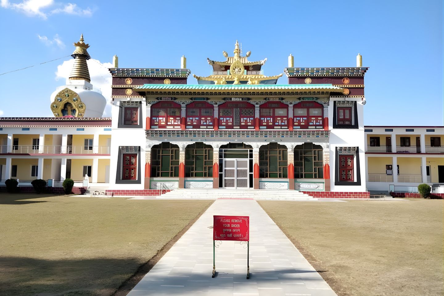 Mindroling Monastery, Dehradun